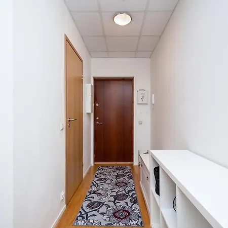 Apartment двухкомнатная в центре города *