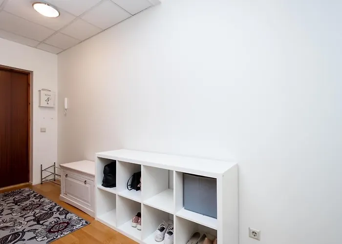 двухкомнатная в центре города Apartament *