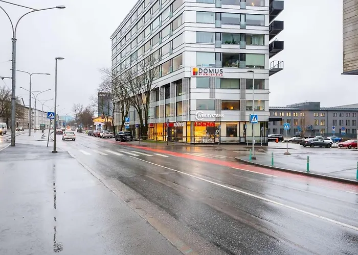 двухкомнатная в центре города Апартаменты *